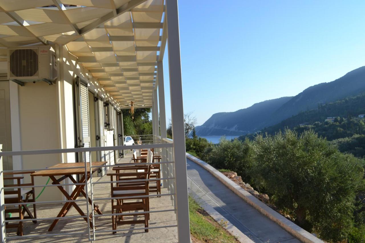 Av Apartment Áyios Nikítas Dış mekan fotoğraf